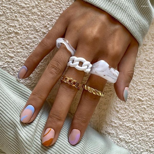 Anillos de racimo Paquete múltiple Plástico para mujeres Anillo de dedo de cóctel apilable Acrílico Blanco Opaco Resina Conjunto Regalo de joyería de fiesta de moda