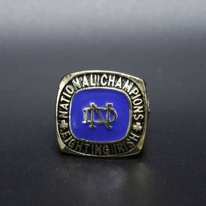 Clusterringen N caa 1946 Notre Dame University Championship Ring aangepast