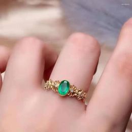 Anelli a grappolo Anello con smeraldo naturale Qualità gemma alla moda Oro 18 carati 4X6mm