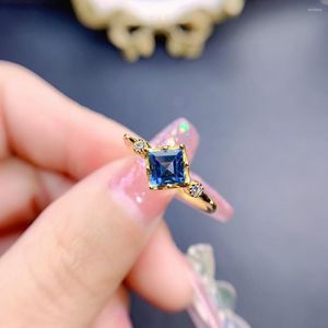 Clusterringen Natuurlijke London Blue Topaz Ring 925 Silver Certified 5x5mm Gemstone Pretty Girl Cadeau