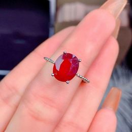 Anillos de racimo Anillo de rubí natural Grano grande Paloma Sangre Rojo Moda de lujo Joyería para mujer S925 Plata de ley chapada en oro de 18 quilates Compromiso