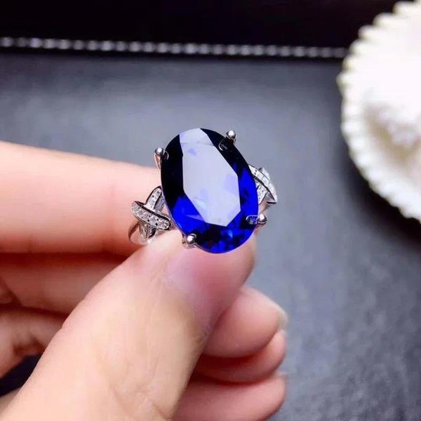 Cluster anneaux naturels Sri Lanka Sapphire S925 Big Grain Gem Ring Elegant Fine Fashion Wedding Bijoux pour les femmes