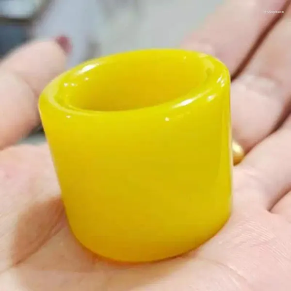 Anillos de racimo Natural Amarillo Jade Pulgar Anillo Corazón Sutra Bandas anchas Hombres Joyería curativa Real Chino Jades Piedra Banda tallada a mano Masculino