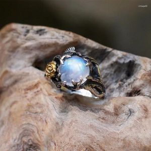 Cluster Rings NE'W Verkoop van Europese en Amerikaanse roségoude kleurscheiding Boomblad Synthetische maanlicht Stone Thai Silver Ring