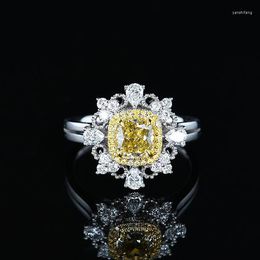 Cluster Rings Online Celebrity Diffusion en direct Produit Simulation Topaz Flower Full Diamond Open Ring Femme