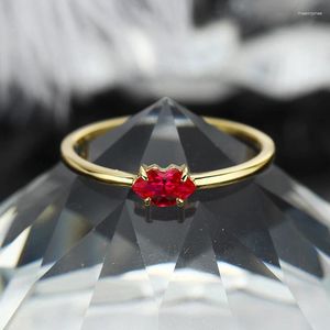 Cluster anneaux de conception originale S925 Silver Ruby Red Forme de la bague en or ouverture de bague pour assister aux bijoux de luxe de mariage de banquet