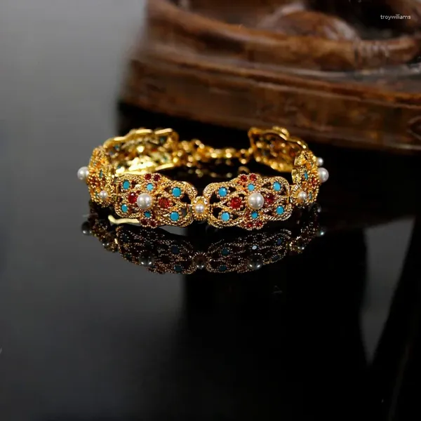 Anneaux de cluster Original Médiéval Backflow Western Colored Gems Gold Plaqué Collier de cuivre Brace Bracelet en dentelle Cadeaux pour petite amie