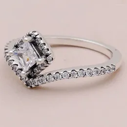 Cluster anneaux d'origine carré scintiller à triangle avec cristal pour femmes 925 Sterling Silver Anned Wedding Party Gift Diy Europe Bijoux