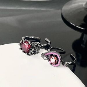 Cluster ringen persoonlijkheid kleurstïne -strass zwarte slangspider voor vrouwen verstelbare groothandel veel Koreaanse sieraden luxe charme 2024