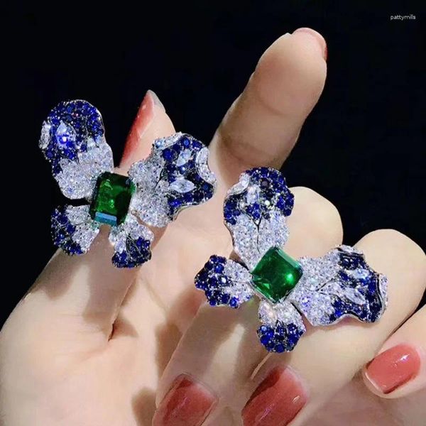 Cluster anneaux de mode personnalisé Butfly ouverture bague Super Fairy Micro-incrusté Zircon Emerald Coup Colorful Party Birthday
