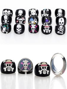 Cluster anneaux Pinksee entier 10pcspack Black Resin Skull Pattern Ring For Childre