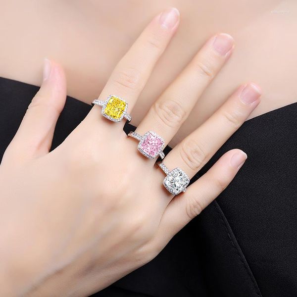 Anillos de racimo Pirmiana S925 Plata 3.0ct Cojín Corte Simulado Fantasía Diamante amarillo CZ Piedras preciosas Moda Dedo Joyería Mujer