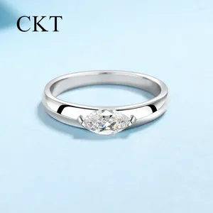 Cluster Ringen Platina 0,5 Paard Oog Moissanite Diamanten Ring Voor Vrouwen Pt950 Niche Licht Luxe Sprankelende Trouwringen Fijne Sieraden