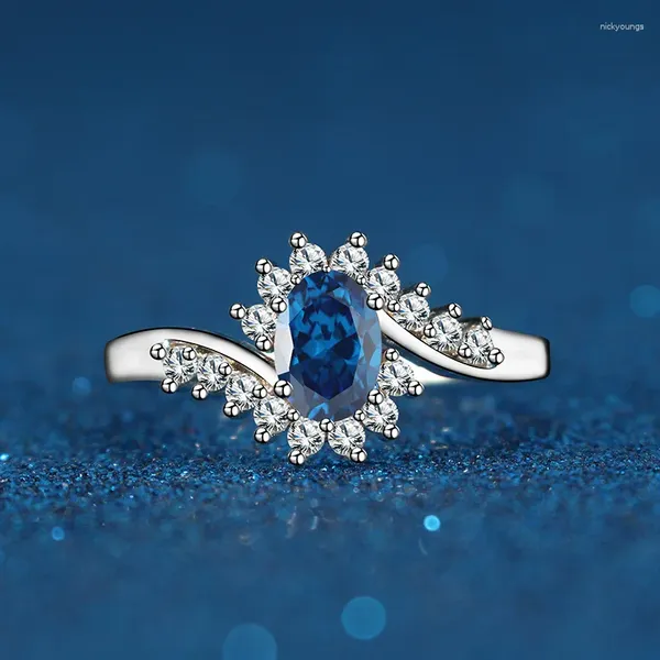 Anillos de racimo Princesa Corte Imitación Azul Gema Creado Cristal Color Plata Anillo de dedo de boda con sello Joyería de marca para mujeres