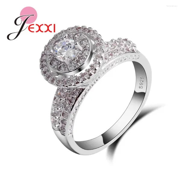 Bagues de cluster Promotionnel 925 Sterling Silver Femme élégante Femme Doigt Élégant Rond 5A Zircon Bijoux Haute Qualité 1 PC