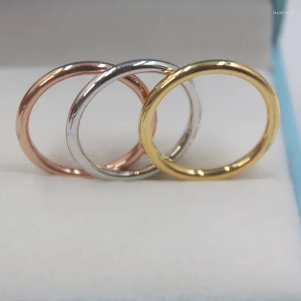 Anillos de racimo Anillo de oro puro de 18 k para mujer Chica Banda lisa Real Rose Lucky Tamaño EE. UU. 7 8 Regalo Joyería de compromiso estampada 1 unids