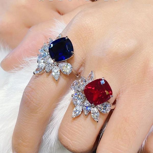 Anillos de racimo Rojo Azul Cristal Rubí Zafiro Piedras preciosas Diamantes para mujeres 18k Oro blanco Bandas llenas Moda Joyería fina Fiesta Bijoux