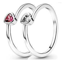 Anillos de racimo Solitario de corazón inclinado rojo con anillo de cristal Plata de ley 925 para mujeres Regalo de boda Europa Joyería DIY
