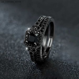 Anneaux de cluster Retro Square Black Stone Ring Ensemble pour les femmes Anneau de fête de mariage en zircon de couleur en or noir pour femmes bijoux de doigt de couple empilé240408