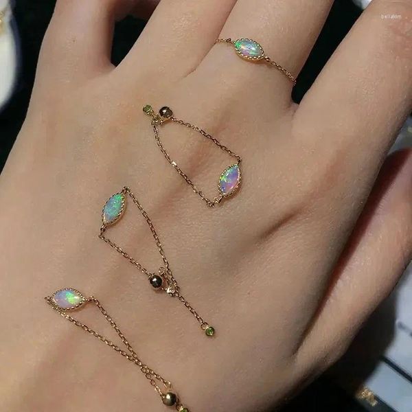 Anillos de racimo Color romántico y creativo Piedra de ópalo Anillo de cadena ovalado Luz ajustable Lujo en joyería de plata delicada de alta calidad