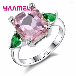 Cluster anneaux romantiques jeunes filles bijoux nuptiaux pavés pavés vert brillant / rose zircon belles femmes cadeau d'anniversaire de mariage