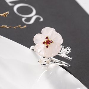 Anillos de clúster S925 Pure Silver Inlaid Natural Polvo Crystal Plum Flosm Blossom Fresh and Sweet Women's Apering Ring al por mayor