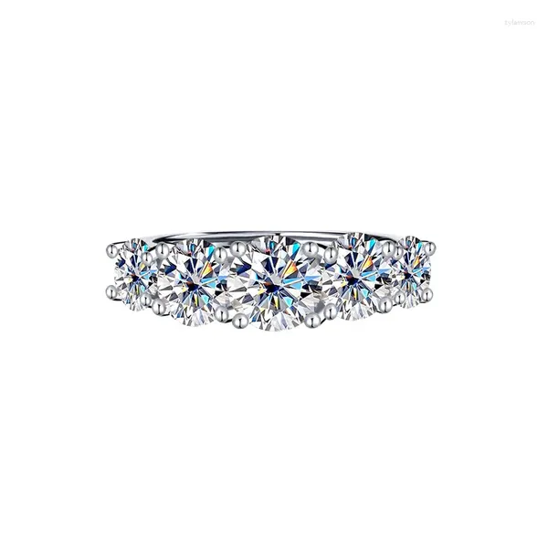 Bagues de cluster S925 Silver D Couleur Véritable Moissanite Bague scintillante cinq étoiles Un diamant simulé pour femme avec placage de platine