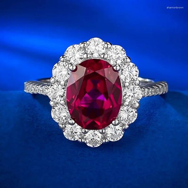 Anillos de racimo S925 STERLING SILE Europeo American Style Sythentic Pigeon Blood Red Ruby 7x9mm anillo de boda