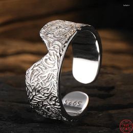 Cluster anneaux S925 Silver Sterling pour femmes hommes Fashion Fashion irrégulière en papier d'aluminium texture ouverture en forme de bijoux punk en forme de V Cadeau de Noël