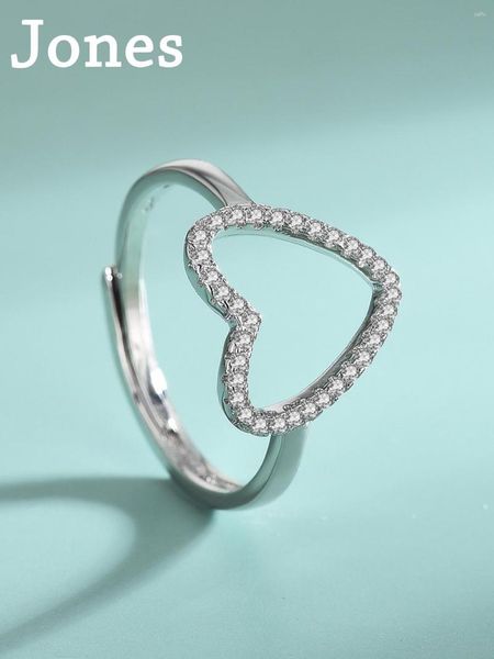 Anillos de racimo S925 Anillo de circonita hueca en forma de corazón de plata esterlina Mujer Europa y los Estados Unidos Moda de lujo ligera