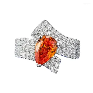 Clusterringen S925 Sterling Silver High Carbon Diamond Diamond Ring 6x9mm Peervormig oranje bruiloft verlovingsfeestje Verjaardagscadeau