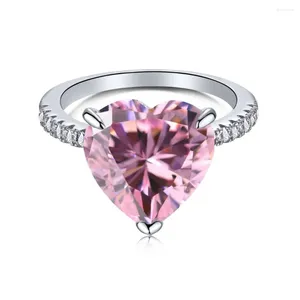 Bagues de cluster S925 Bague en argent sterling Femme européenne et américaine Love Full Diamond 5A Zircon Bijoux Mariage 1 Grossiste