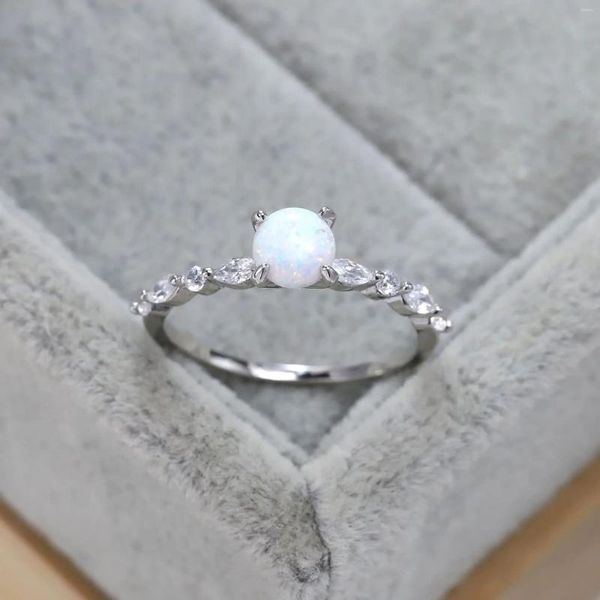 Cluster anneaux S925 Serling Silver Simple Luxury Opal Gem Diamond Elegant Personality Engagement Anneau