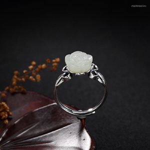 Cluster ringen S925 Sterling Silver Vintage ingelegde Natural Hetian Jade White Rose Flower Lady Open Ring