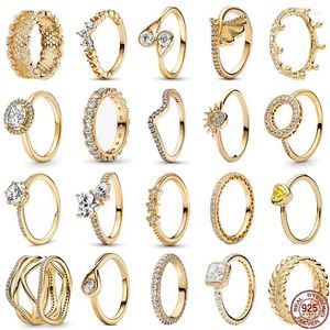 Cluster anneaux vendant du charme de la série de couleurs en or Ring 925 argent sterling en forme de coeur en forme de coeur zircon femmes bijoux de mode de bijourie