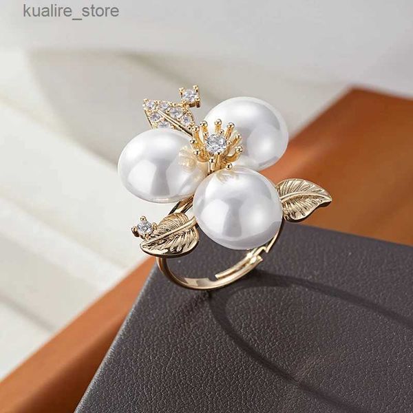 Anneaux de cluster SENYU mode fleur plante conception bague de charme pavé cubique zircone blanc pain perle femmes anneau pour cadeaux de fête Dubai bijoux L240315