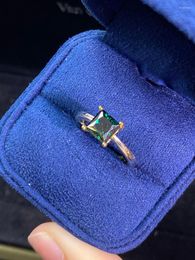 Cluster Rings Argent 925 Original Diamond Test Past Princess Cut 1 6 6mm Carré Vert Moissanite Bague Pour Femmes Gemstone JewelryCluster