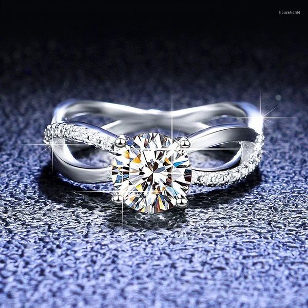 Test de diamant en grappes en grappe passée 1 excellente coupe D Color Shine Moissanite Ring 925 Platinum Jewelry PT950