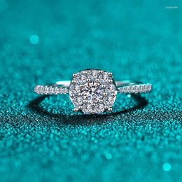 Cluster anneaux argent excellent coupe 0,2 test de diamant passé D Couleur bonne clarté Moisanite Ring 925 Bijoux de mariage Cadeau féminin