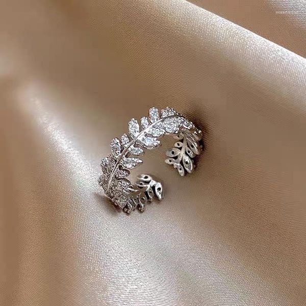 Cluster anneaux argenté plume anneau féminin de mode personnalisée japonais blanc zircone bijoux fête d'anniversaire de mariage d'anniversaire à copines