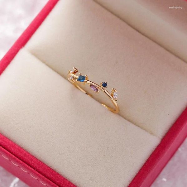 Anillos de racimo Anillo de piedra cuadrado simple para mujeres Mujer Lindo Dedo Romántico Regalo de cumpleaños Novia Moda Zircon Joyería