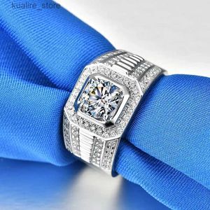 Bagues de cluster Solide 14K Or blanc AU585 Platinum PT950 Bague de diamant pour hommes Bague de diamant complète L240315