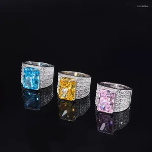 Clusterringen Sparkling 10 14mm Roze Geel Blauw Vierkant High Carbon Diamond Row Ring voor vrouwen S925 Sterling Zilver Verlovingsbruiloft