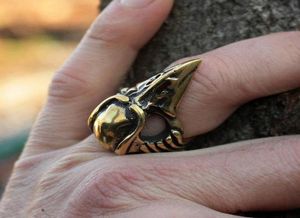 Cluster anneaux spéciaux Bird Skull Raven Ring Punk Style Bijoux Réglable Crow Crow Head Squelette Halloween2497318