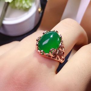 Clusterringen Speciale aanbieding Natuurlijke groene chalcedoonring Prachtige kleur smaragd 925 zilver