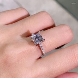 Clusterringen Vierkant Zilver met vier klauwen in 18K Witgoud Moissanite Vrouw Duif Ei Grote diamanten ring Huwelijksaanzoek Waterdruppel Alien