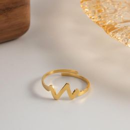 Cluster ringen roestvrijstalen hartslagring eenvoudige metalen textuur 18k goudplating vinger mode sieraden Bijoux femme feest cadeau waterdicht