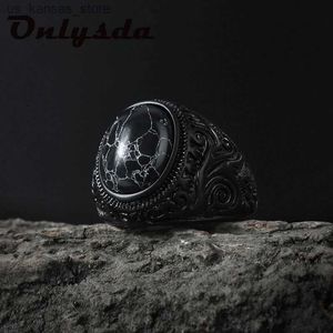 Anneaux de cluster Rague de bijoux en acier inoxydable pour hommes Black Stone Ring 2021 TREND CHARM Fashion Mens and Womens Finger Band Engagement and Wedding Gift V023240408