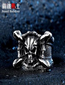 Cluster anneaux en acier Style Soldat en acier inoxydable Dragon Claw Men Cool Men Ring Fashion Punk Biker Bijoux4283737
