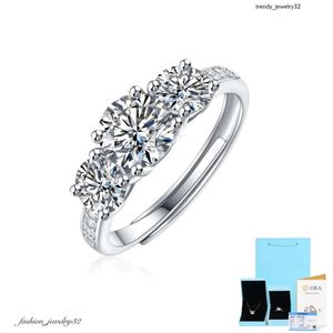 Cluster anneaux sterling sier anneau ronde 2,2 d couleur Moisanite de mariage de mariage cadeau femme fine bijoutr